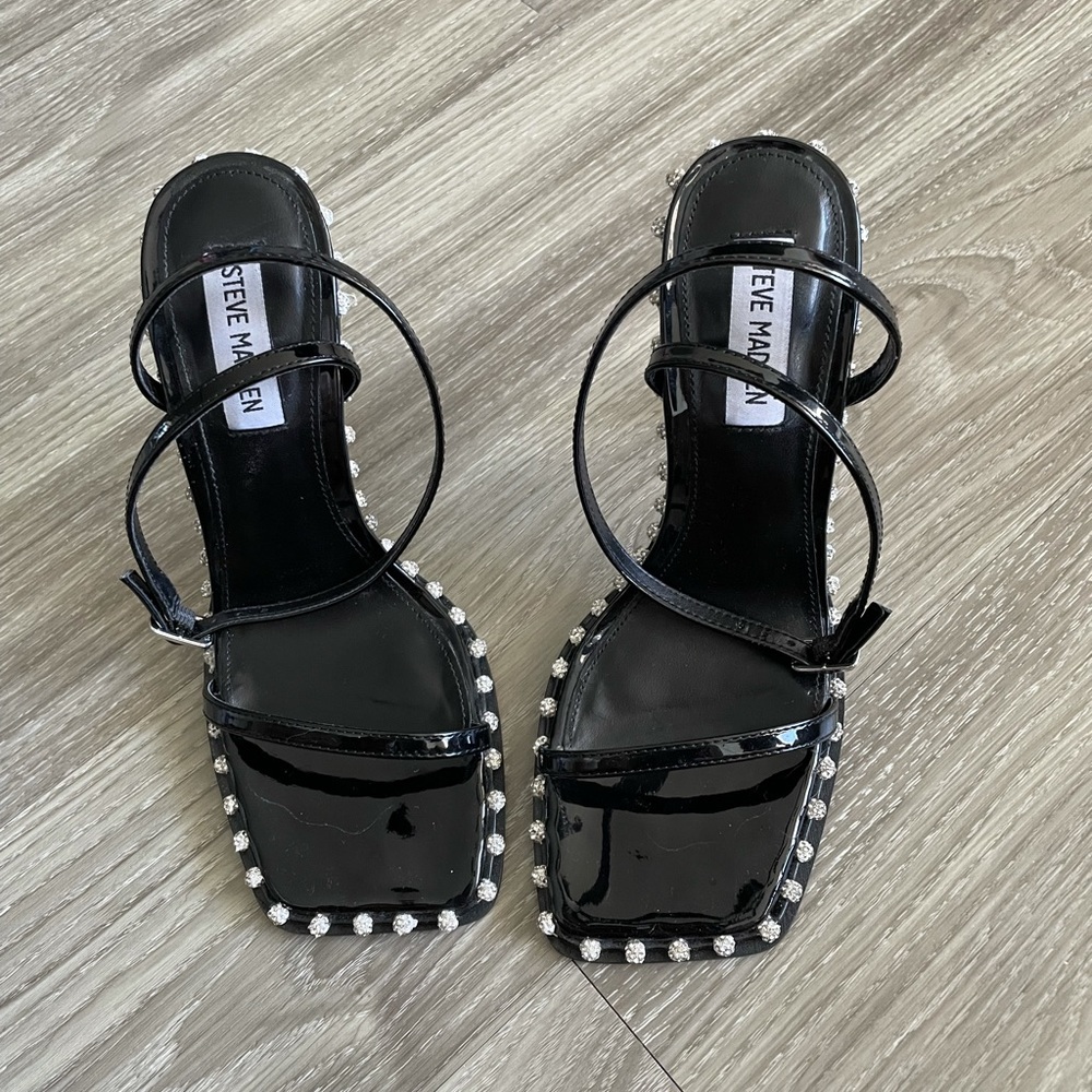 Black Steve Madden heels